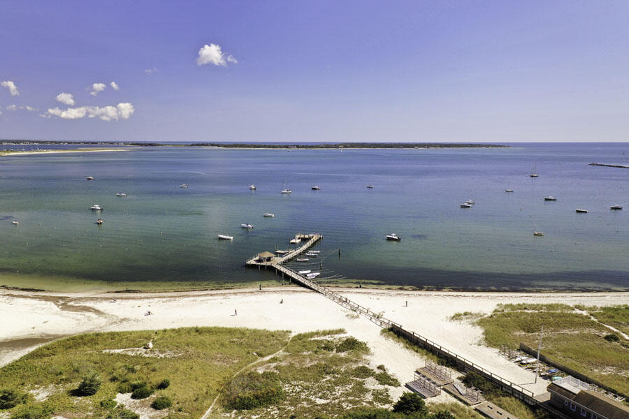 18 Mount Vernon Avenue Barnstable MA 02647