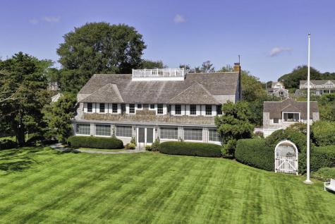 18 Mount Vernon Avenue Barnstable MA 02647