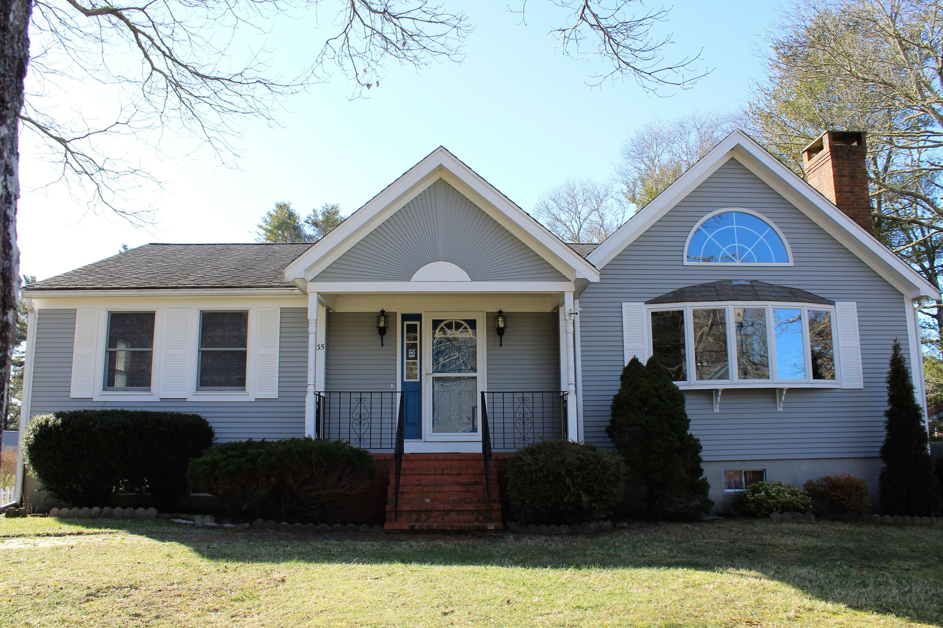 35 Catskill Road Buzzards Bay MA 02532
