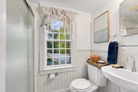 170 Lakeview Avenue Falmouth MA 02540