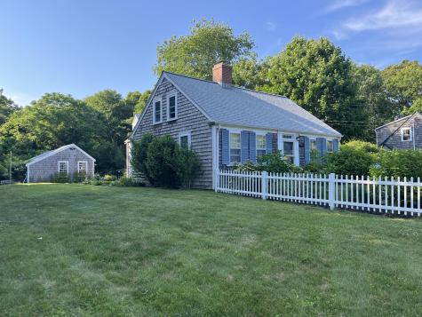 170 Lakeview Avenue Falmouth MA 02540
