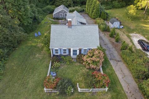 170 Lakeview Avenue Falmouth MA 02540