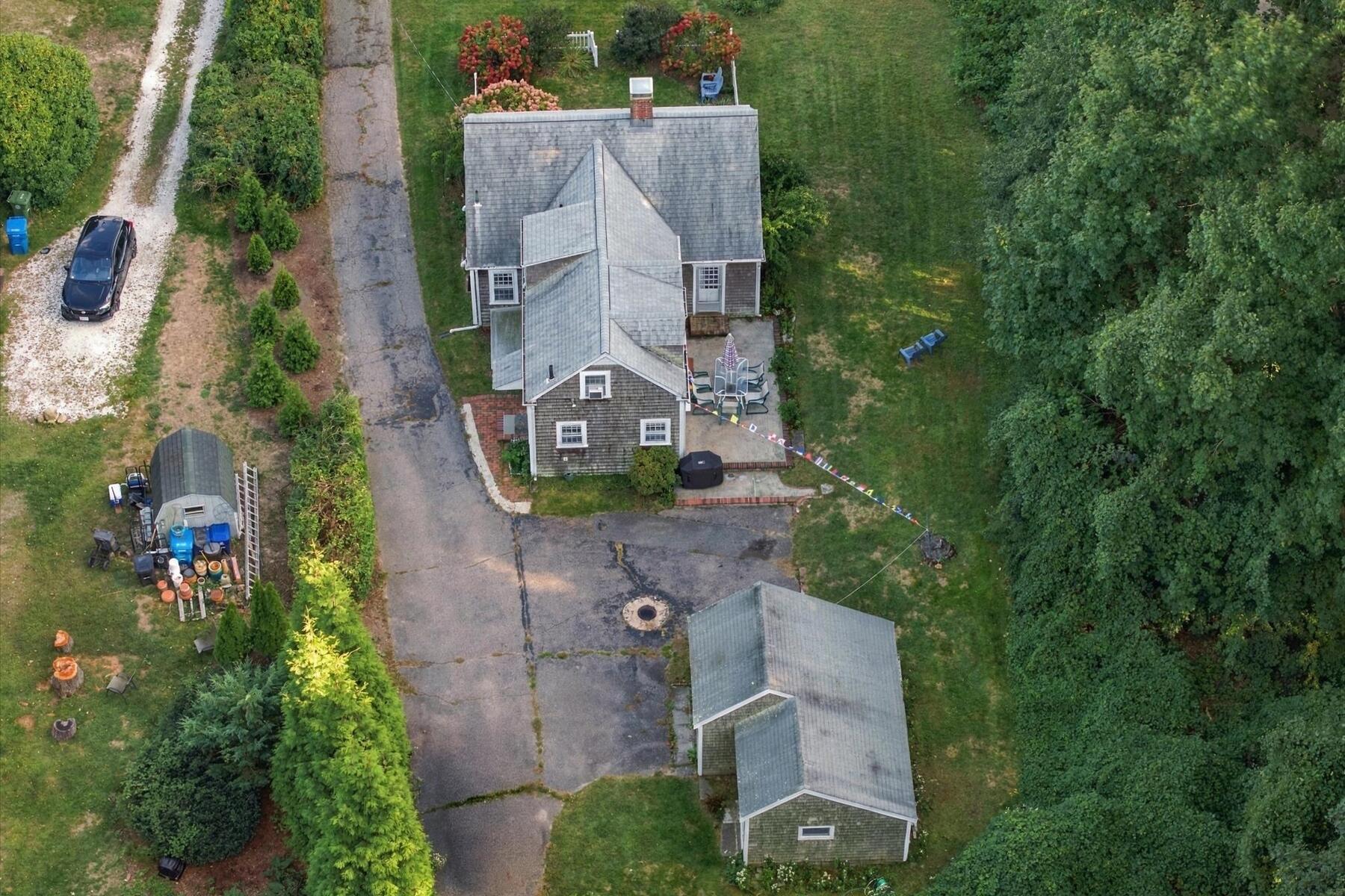 170 Lakeview Avenue Falmouth MA 02540