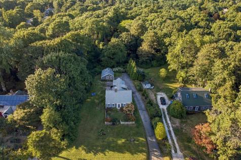 170 Lakeview Avenue Falmouth MA 02540