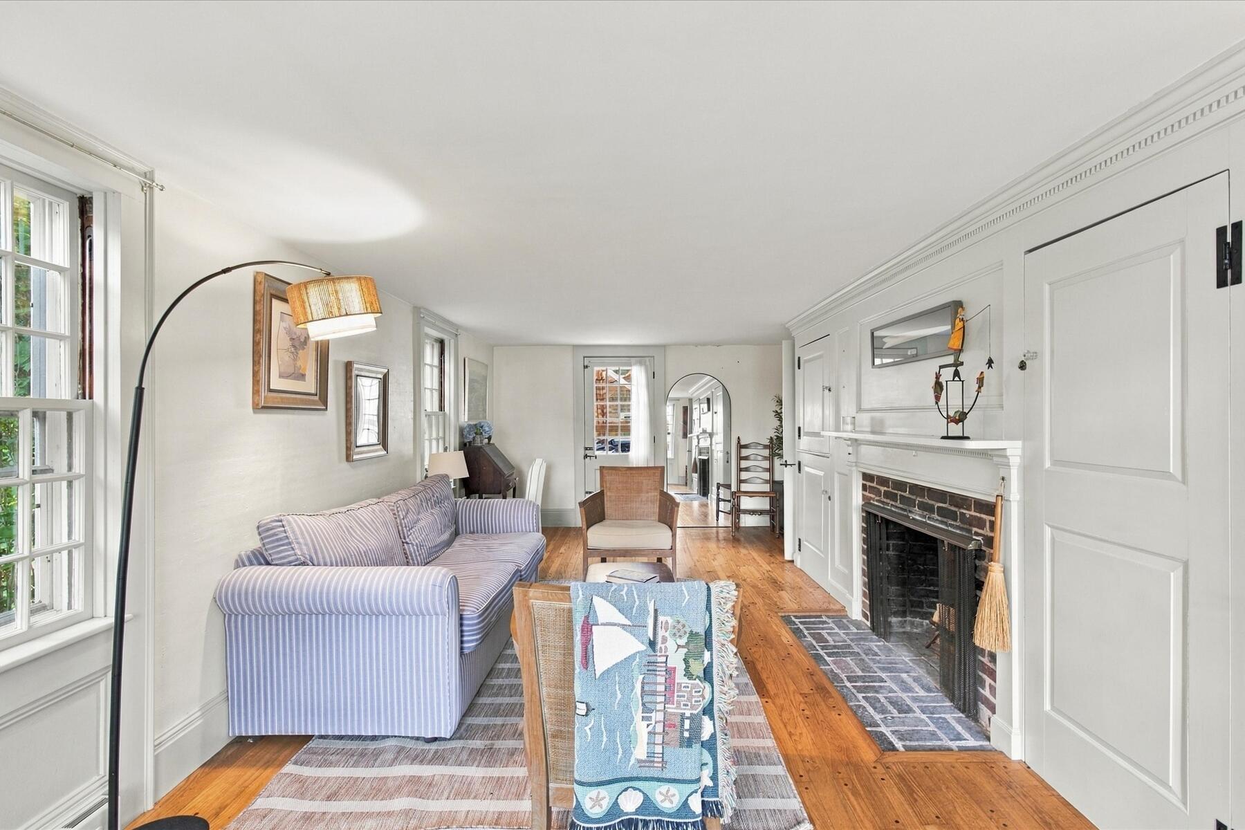 170 Lakeview Avenue Falmouth MA 02540