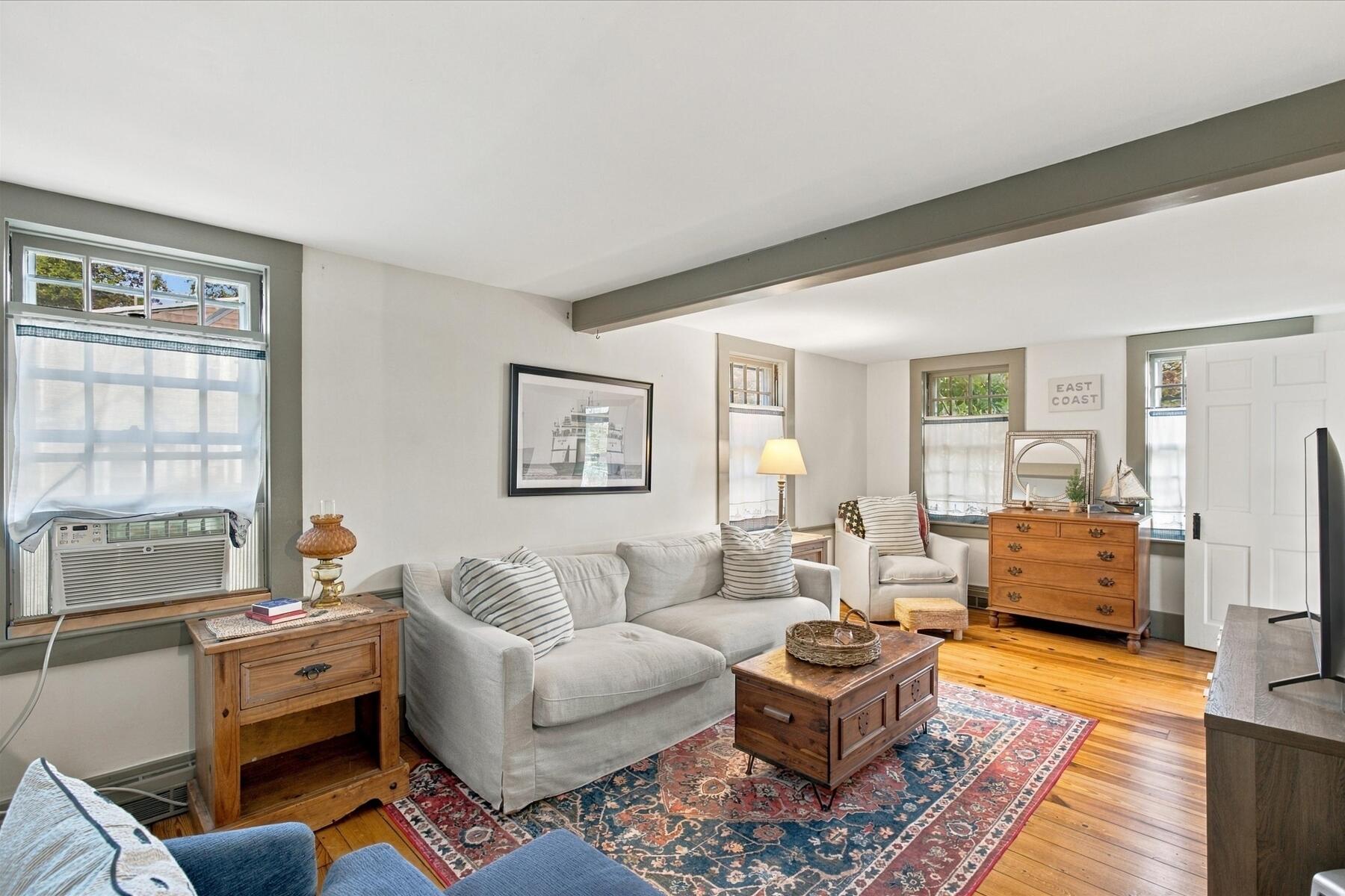 170 Lakeview Avenue Falmouth MA 02540