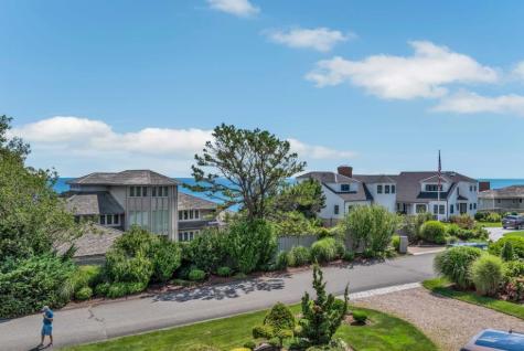 53 Triton Way Mashpee MA 02649