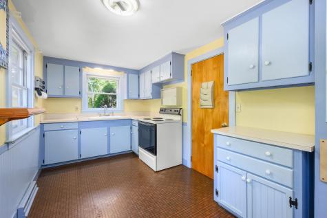 13 Hidden Village Road Falmouth MA 02540