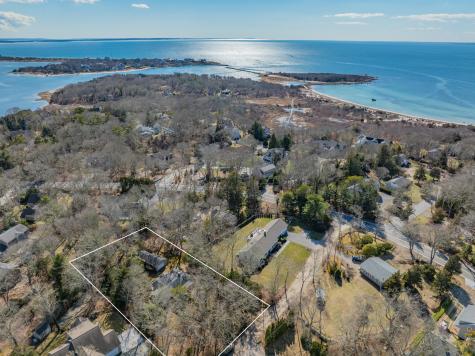 13 Hidden Village Road Falmouth MA 02540