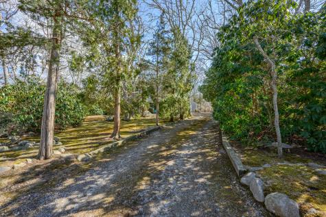 13 Hidden Village Road Falmouth MA 02540