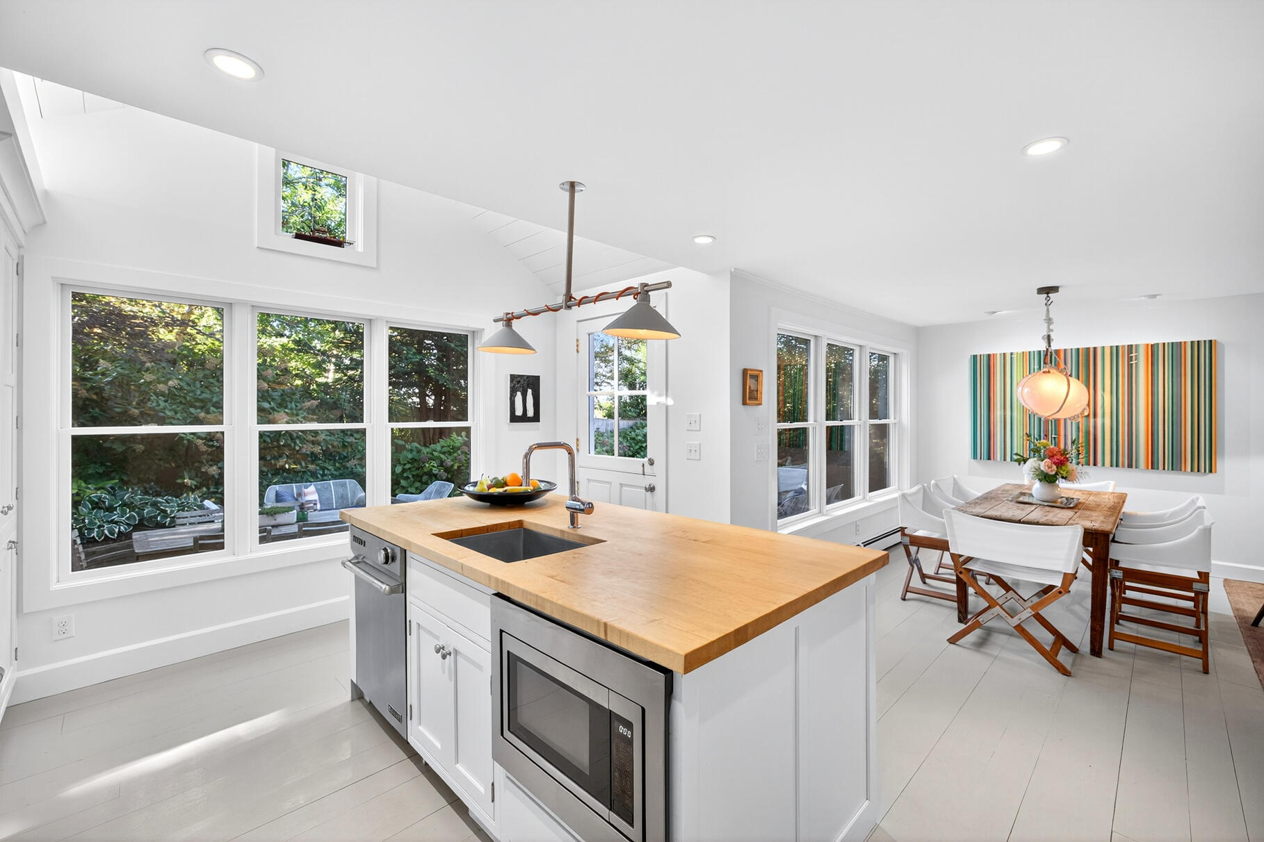 26 Cottage Street Provincetown MA 02657