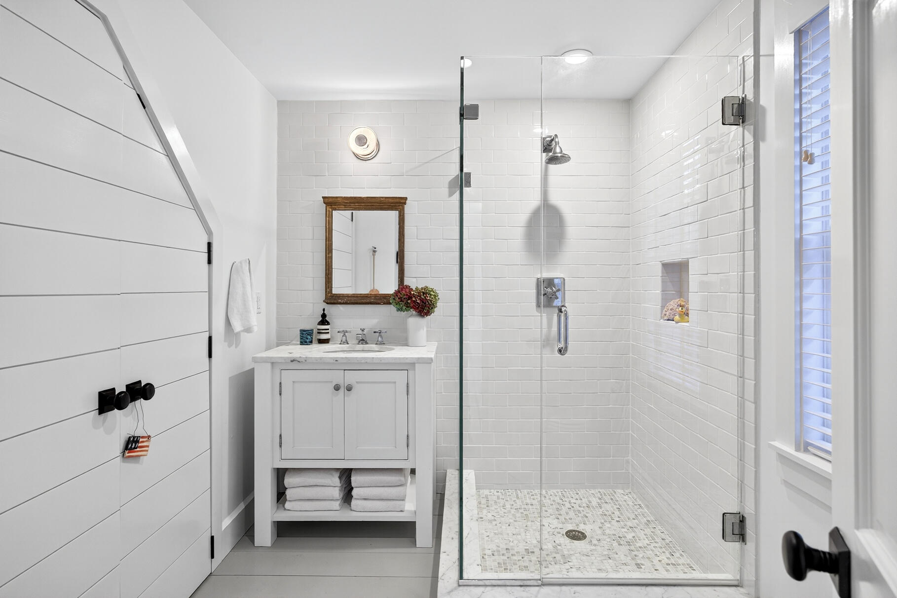 26 Cottage Street Provincetown MA 02657