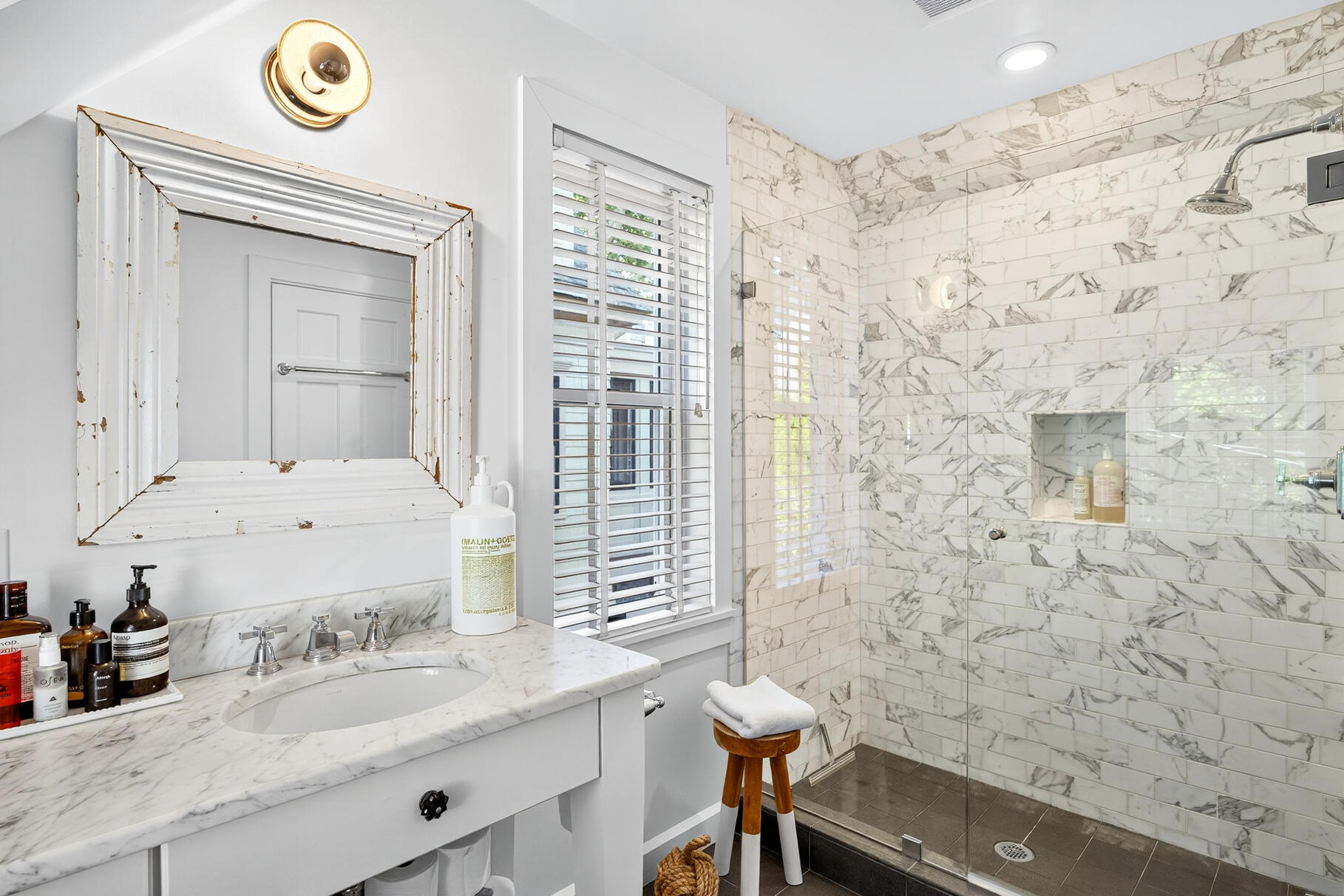 26 Cottage Street Provincetown MA 02657