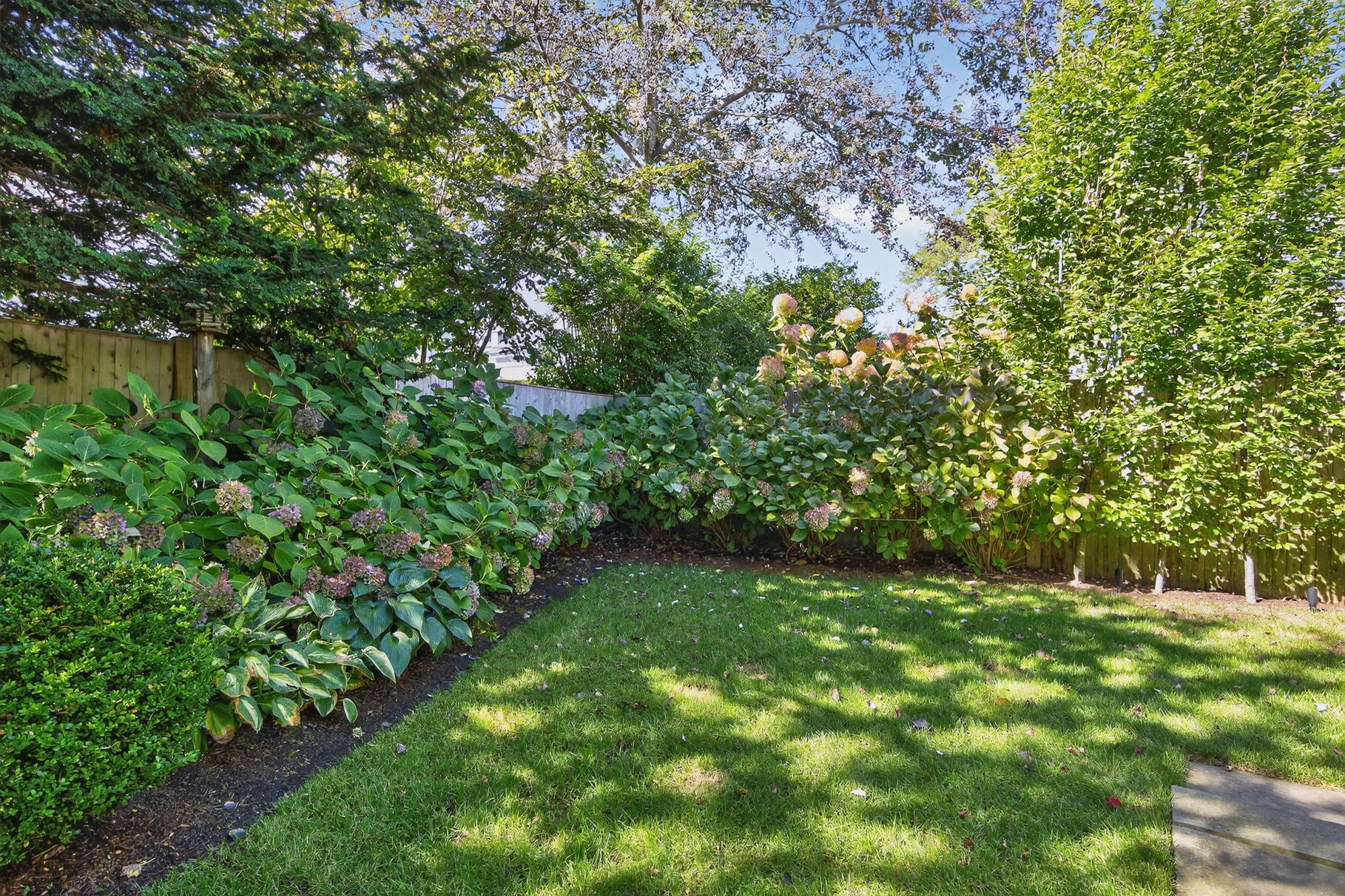 26 Cottage Street Provincetown MA 02657