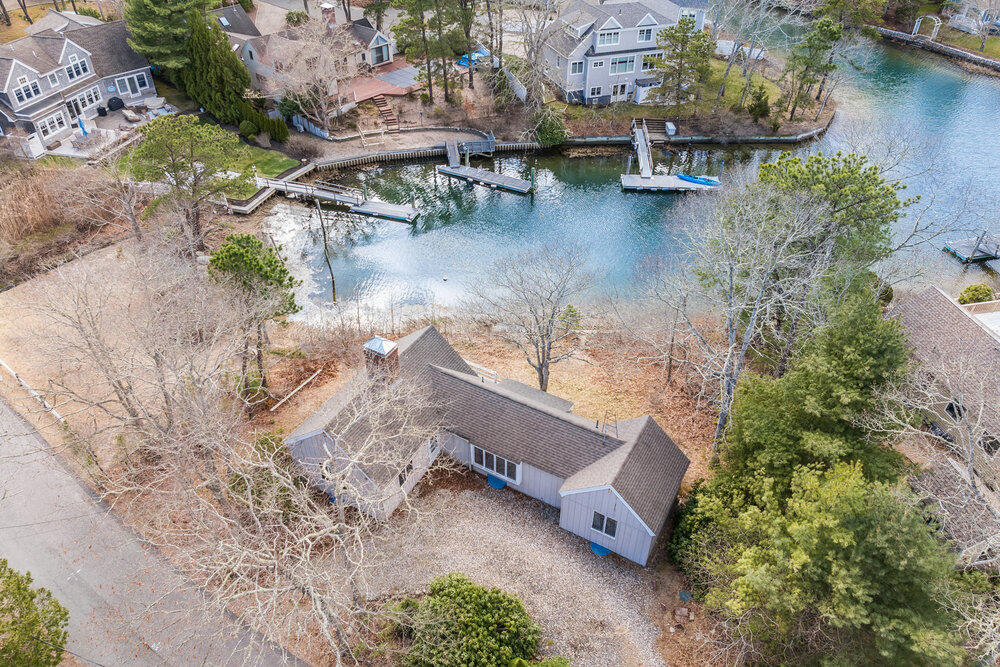 24 Spoondrift Way Mashpee MA 02649