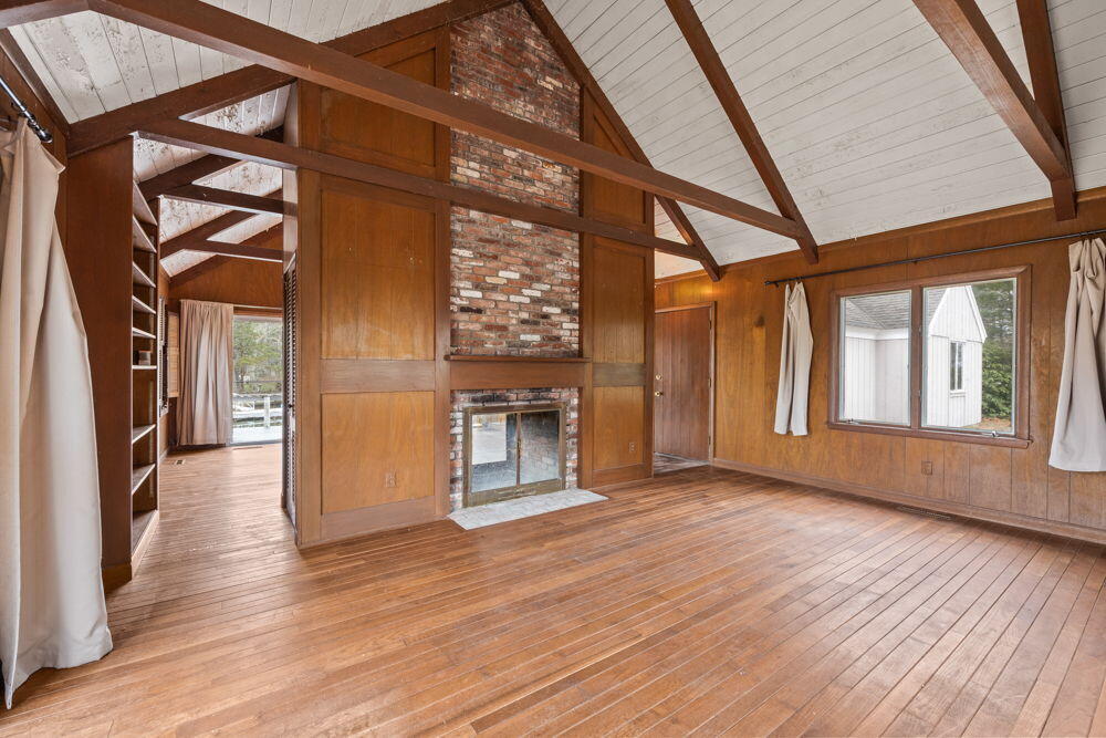 24 Spoondrift Way Mashpee MA 02649