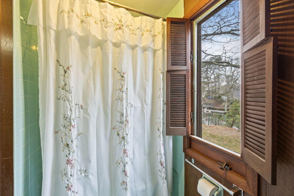 24 Spoondrift Way Mashpee MA 02649