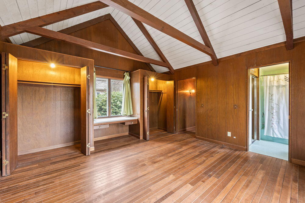 24 Spoondrift Way Mashpee MA 02649