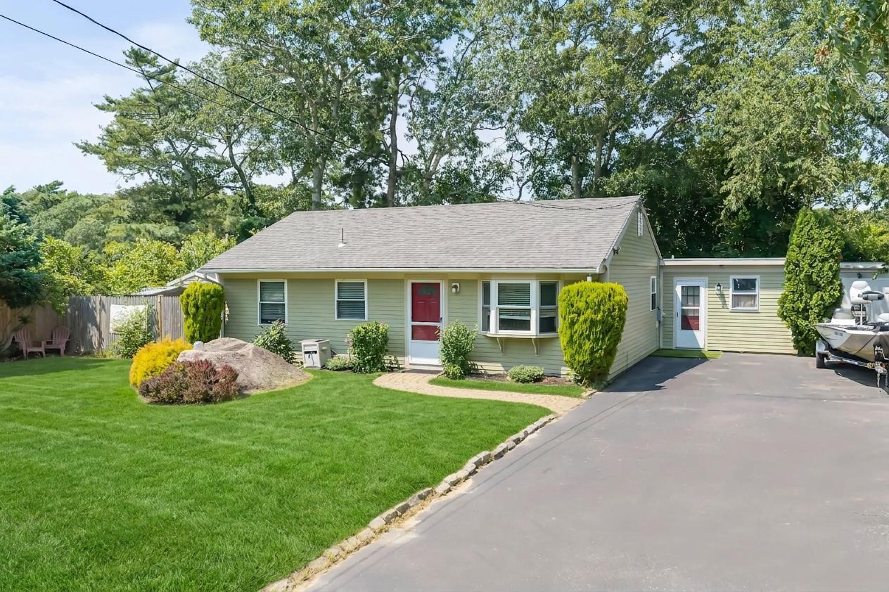 5 Birch Street Buzzards Bay MA 02532