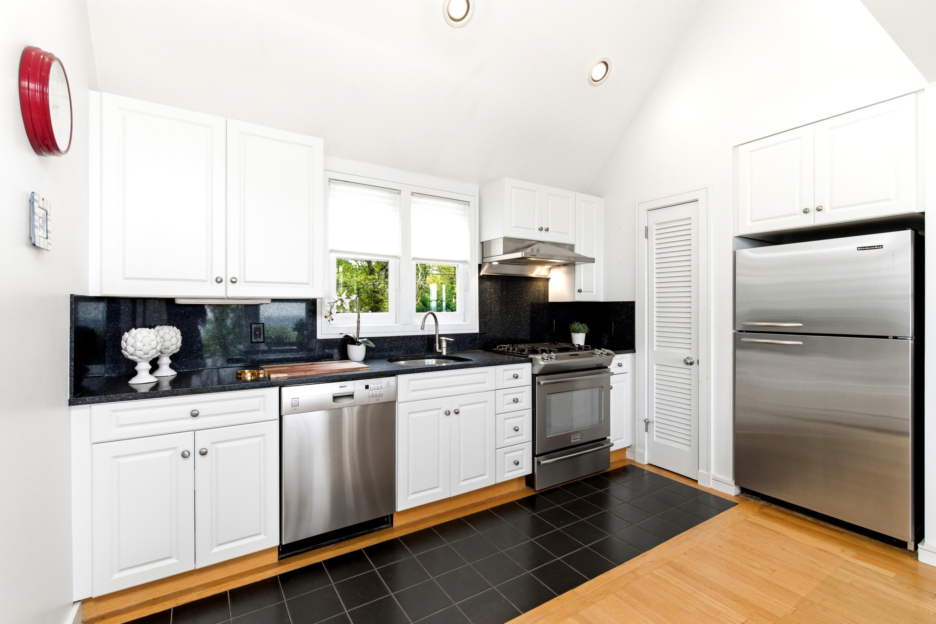 22 Indian Trail Sagamore Beach MA 02562