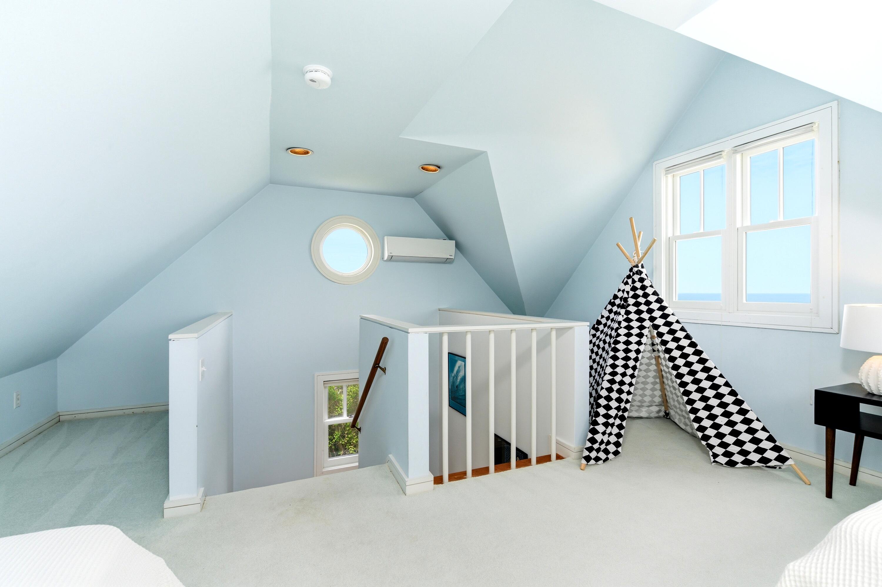 22 Indian Trail Sagamore Beach MA 02562