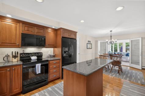 9 Bakers Pond Road Dennis MA 02641