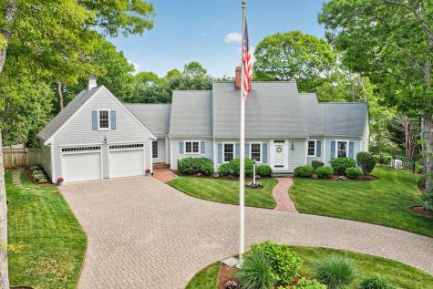 9 Bakers Pond Road Dennis MA 02641