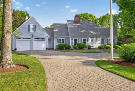 9 Bakers Pond Road Dennis MA 02641