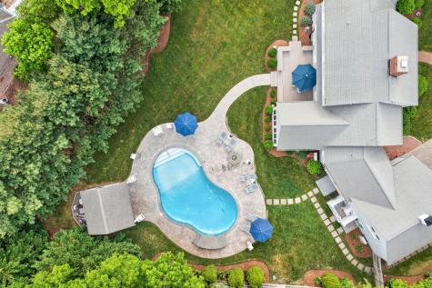 9 Bakers Pond Road Dennis MA 02641