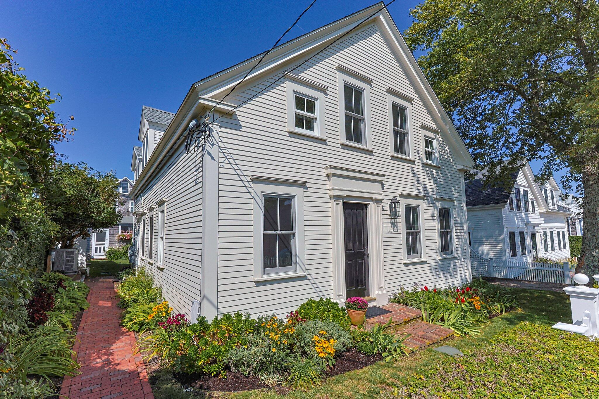 592 Commercial Street Provincetown MA 02657