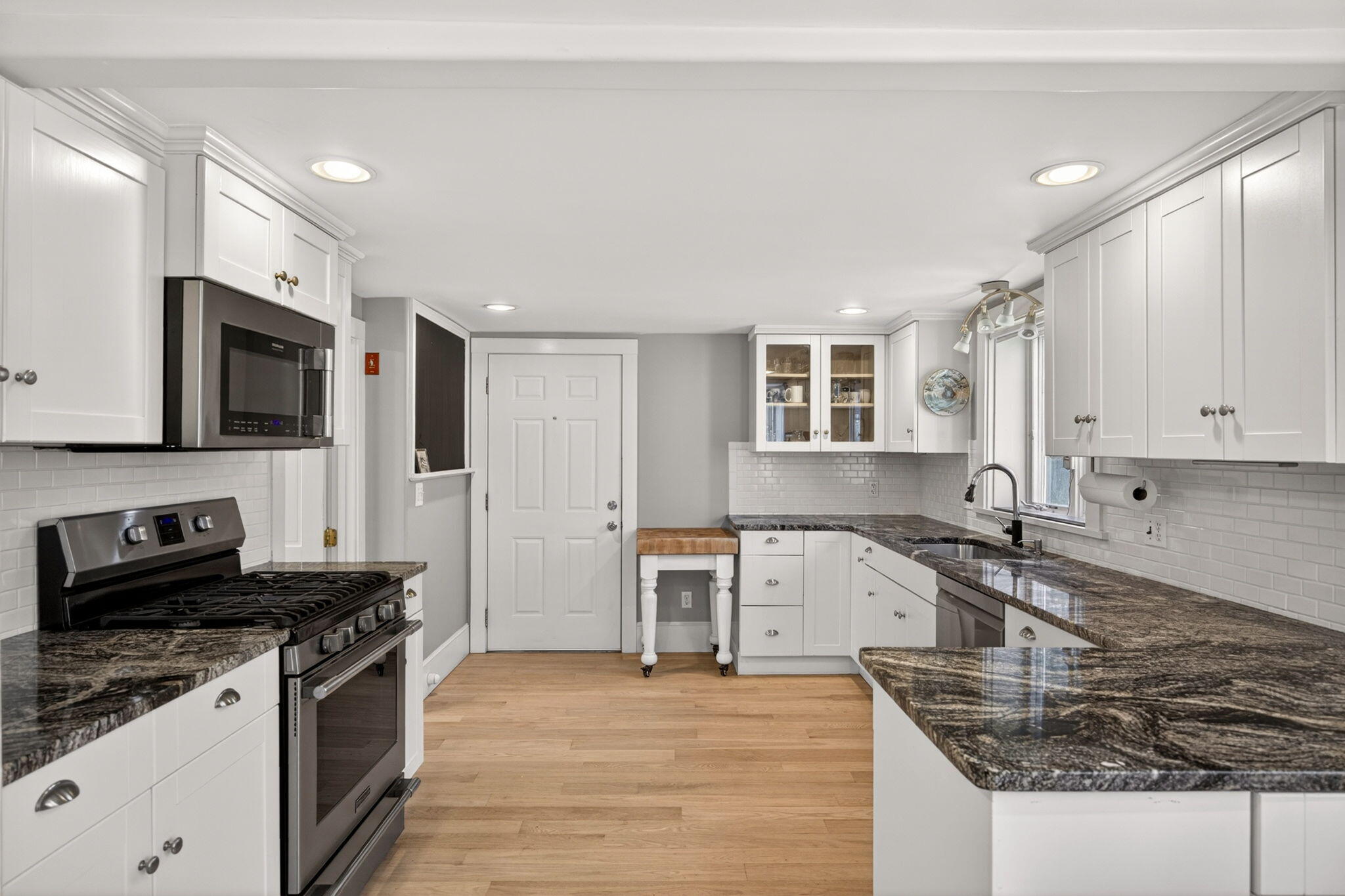 69 County Road Bourne MA 02532