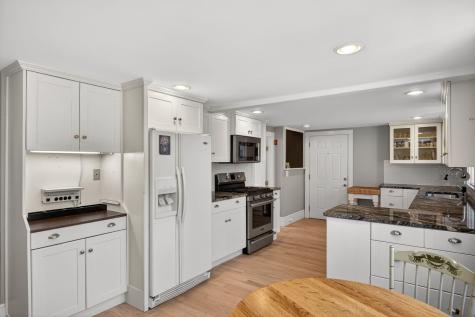 69 County Road Bourne MA 02532