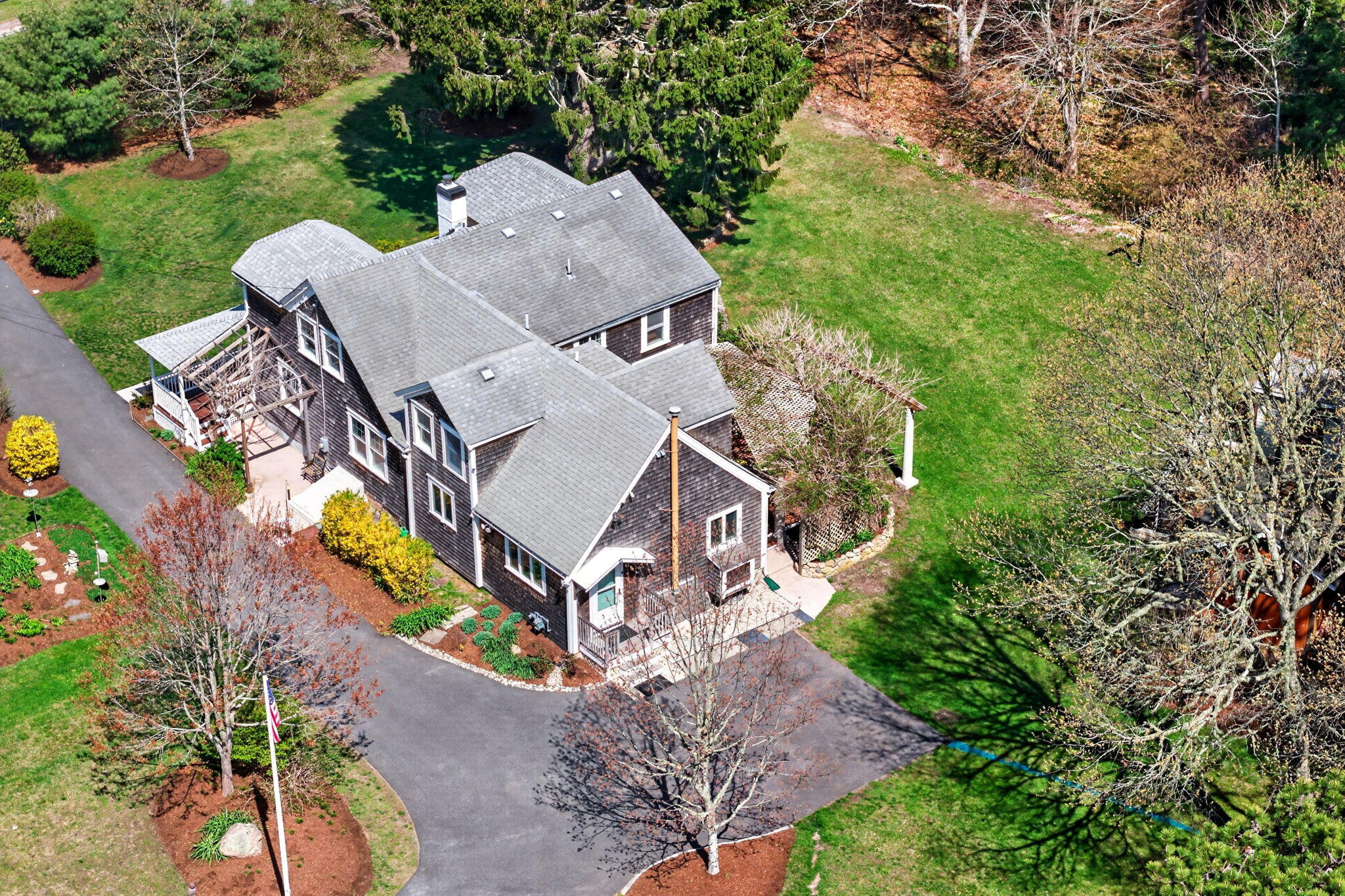 69 County Road Bourne MA 02532