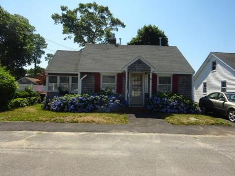 21 Vernal Street Wareham MA 02571