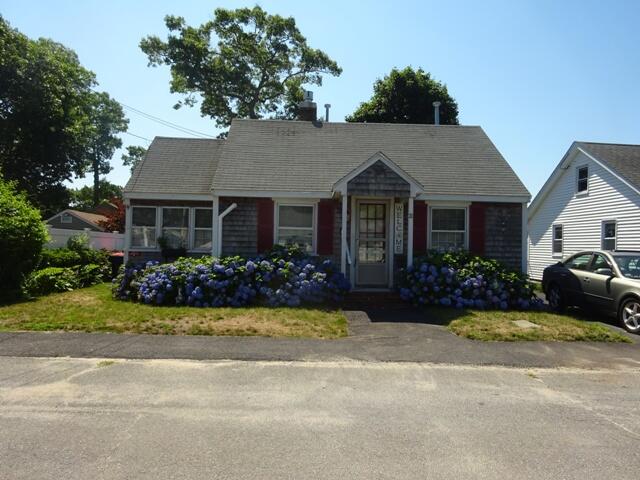 21 Vernal Street Wareham MA 02571