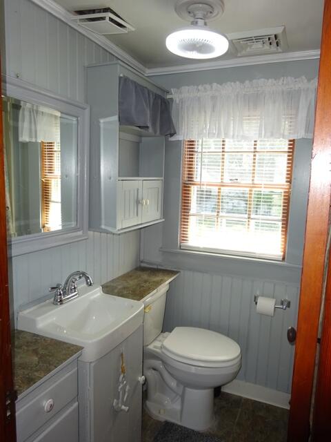 21 Vernal Street Wareham MA 02571