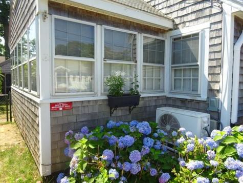 21 Vernal Street Wareham MA 02571