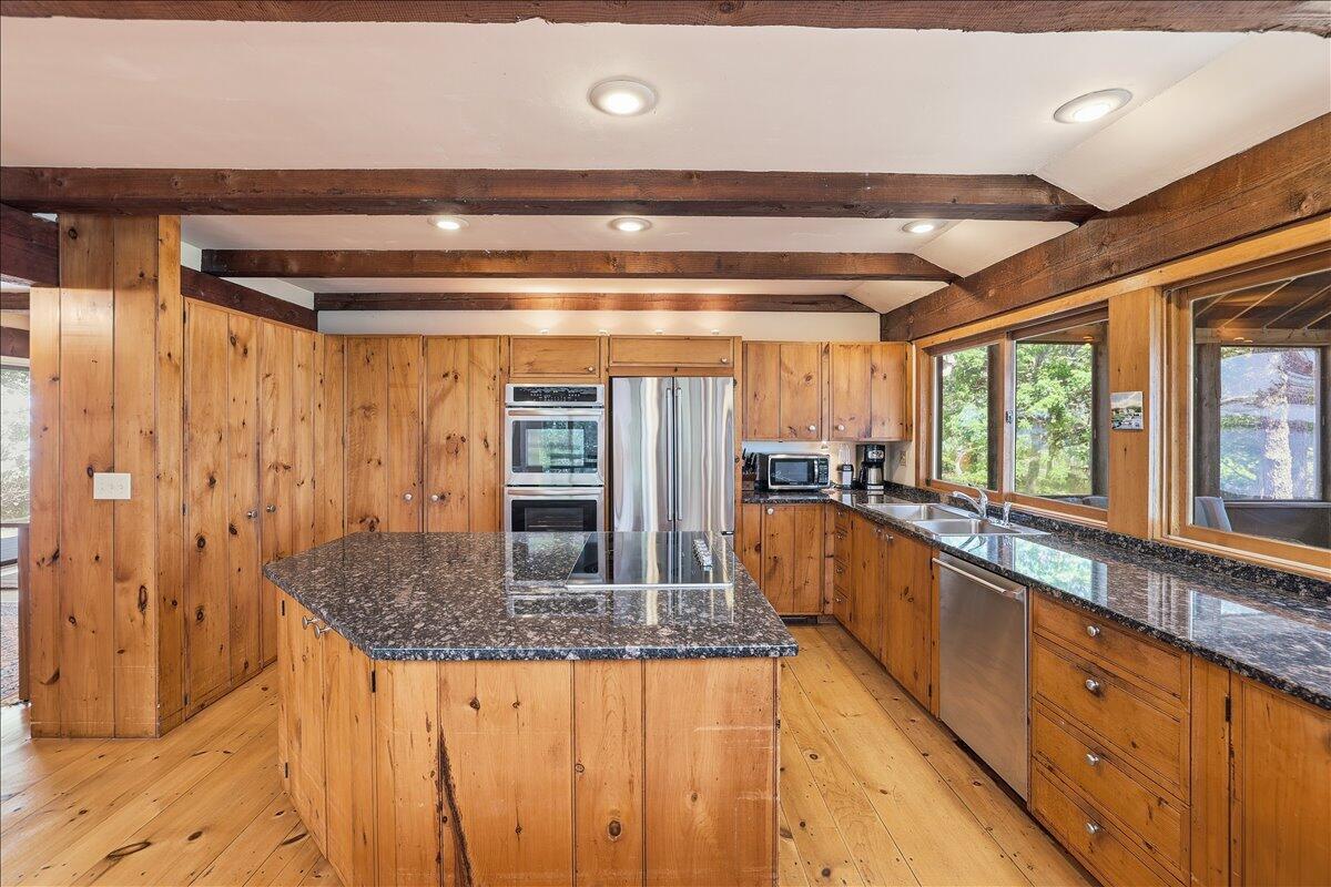 40 Kittiwake Lane Eastham MA 02642
