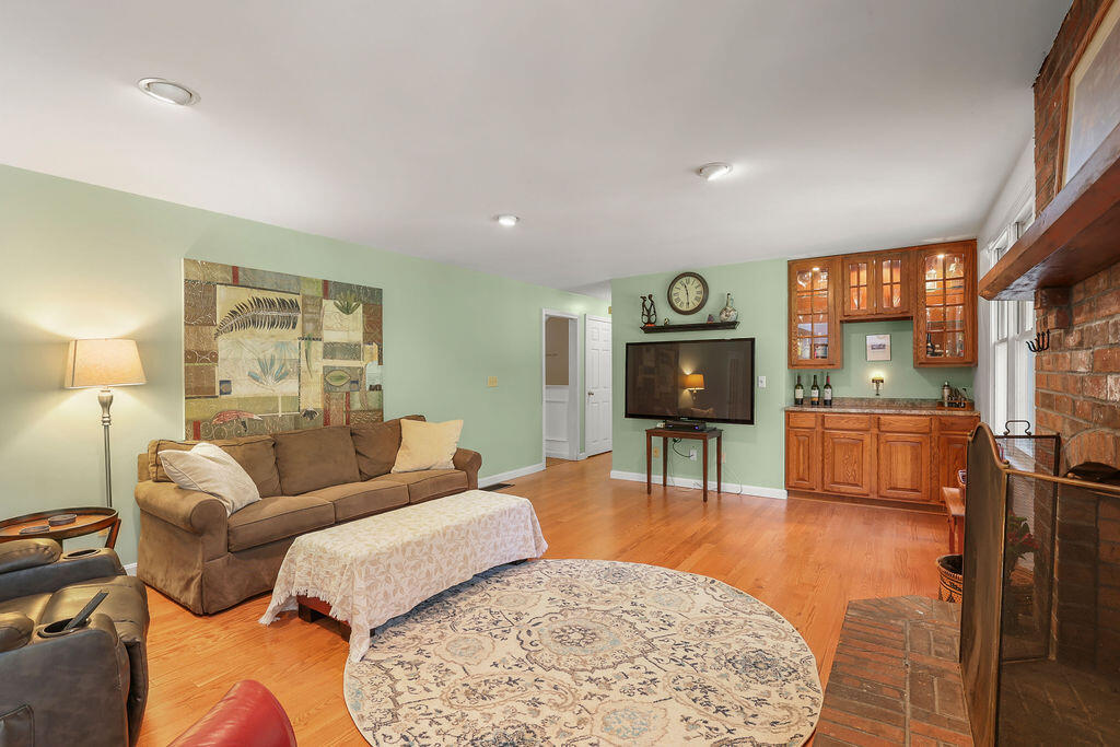 19 Steven P Wentworth Road North Falmouth MA 02556
