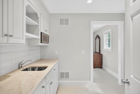 10 Brian Way Harwich MA 02645