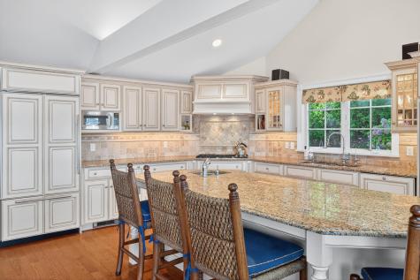 10 Brian Way Harwich MA 02645