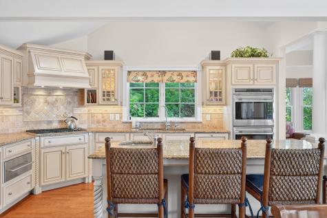 10 Brian Way Harwich MA 02645