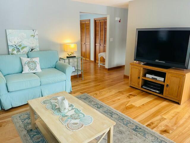 33 Easterly Drive Sandwich MA 02537