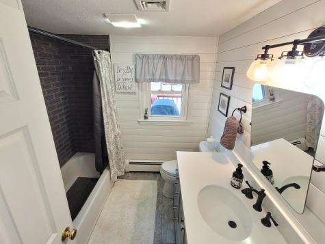 70 Trowbridge Path Yarmouth MA 02673