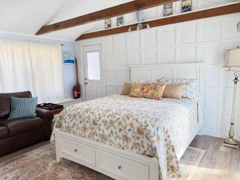 5 Bayview Road Mashpee MA 02649