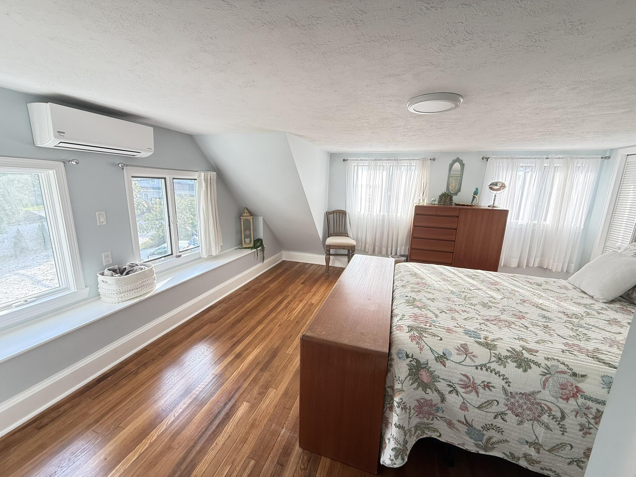 5 Bayview Road Mashpee MA 02649