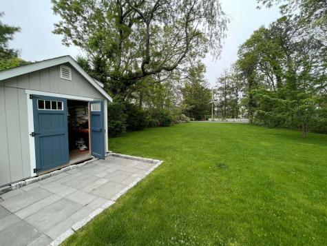 5 Bayview Road Mashpee MA 02649