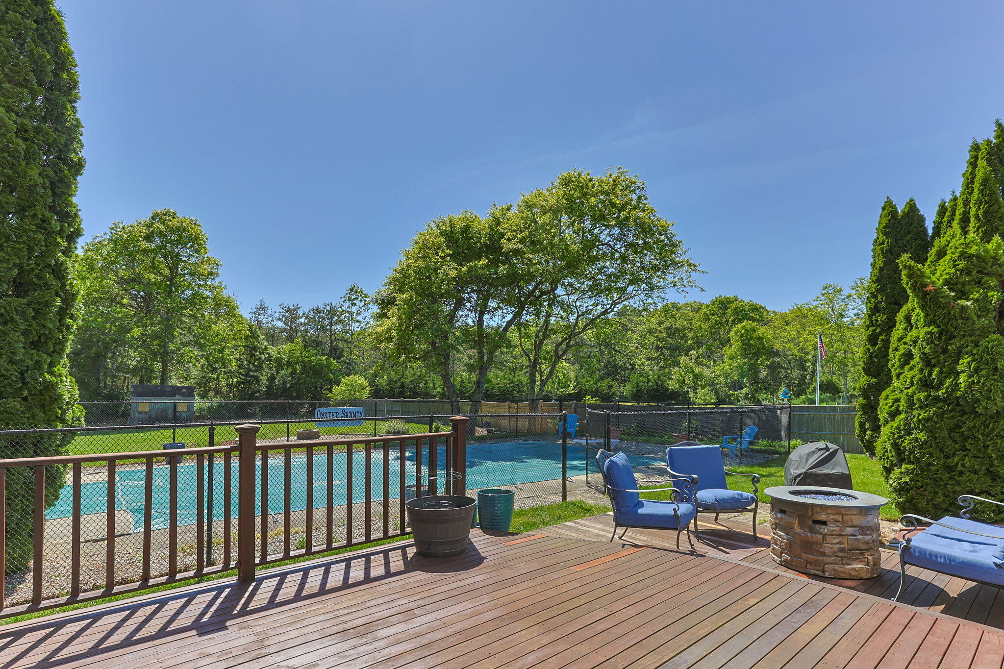 30 Sheffield Place Mashpee MA 02649