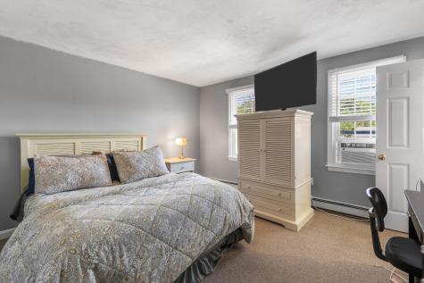 30 Sheffield Place Mashpee MA 02649