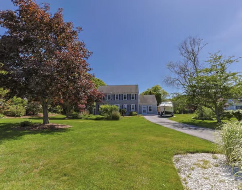 30 Sheffield Place Mashpee MA 02649